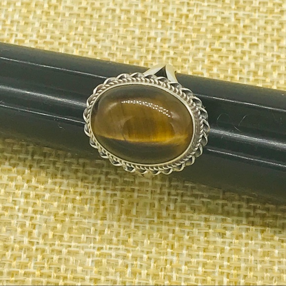 Sterling Silver.925 Tigers Eye Ring size 6.5 - Picture 5 of 6